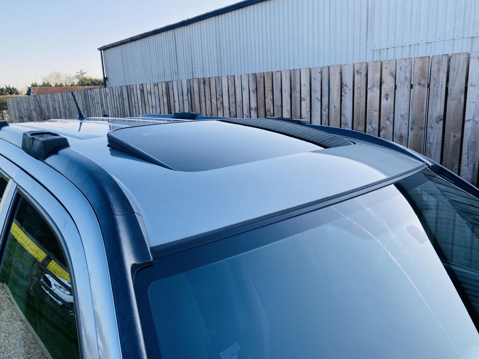 Honda CR-V 2.0 i-VTEC Sport SUV 5dr Petrol Manual (216 g/km, 150 bhp)