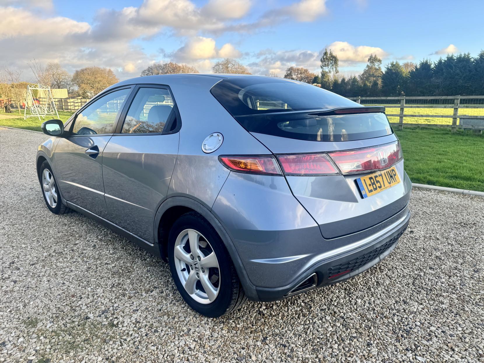 Honda Civic 1.8 i-VTEC SE Hatchback 5dr Petrol i-Shift (150 g/km, 138 bhp)