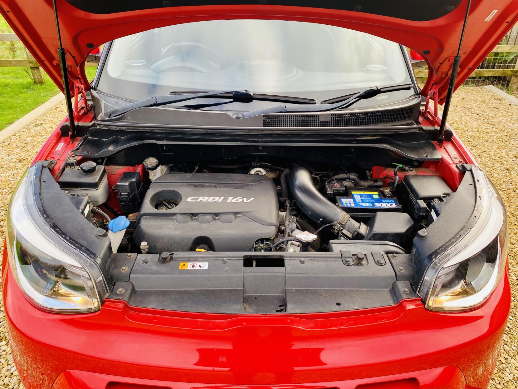 Kia Soul 1.6 CRDi Connect Plus SUV 5dr Diesel Manual Euro 5 (126 bhp)