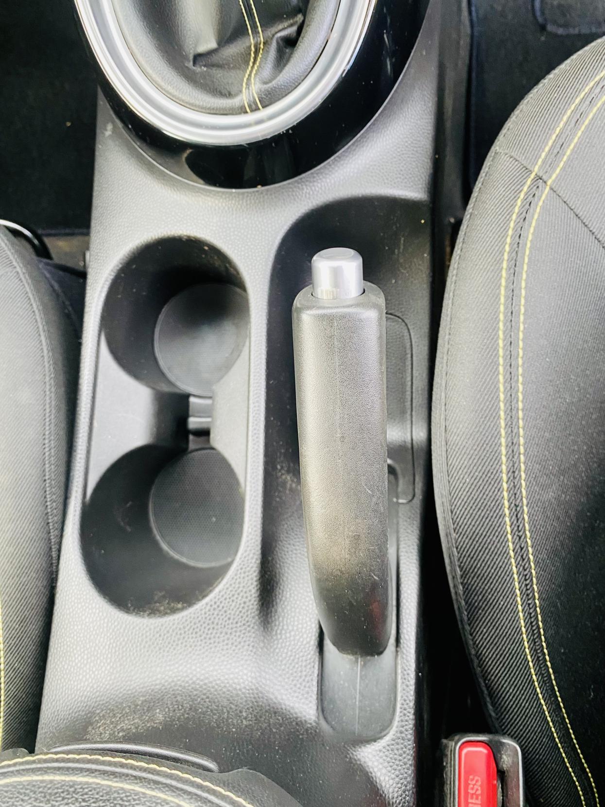 Kia Soul 1.6 CRDi Connect Plus SUV 5dr Diesel Manual Euro 5 (126 bhp)