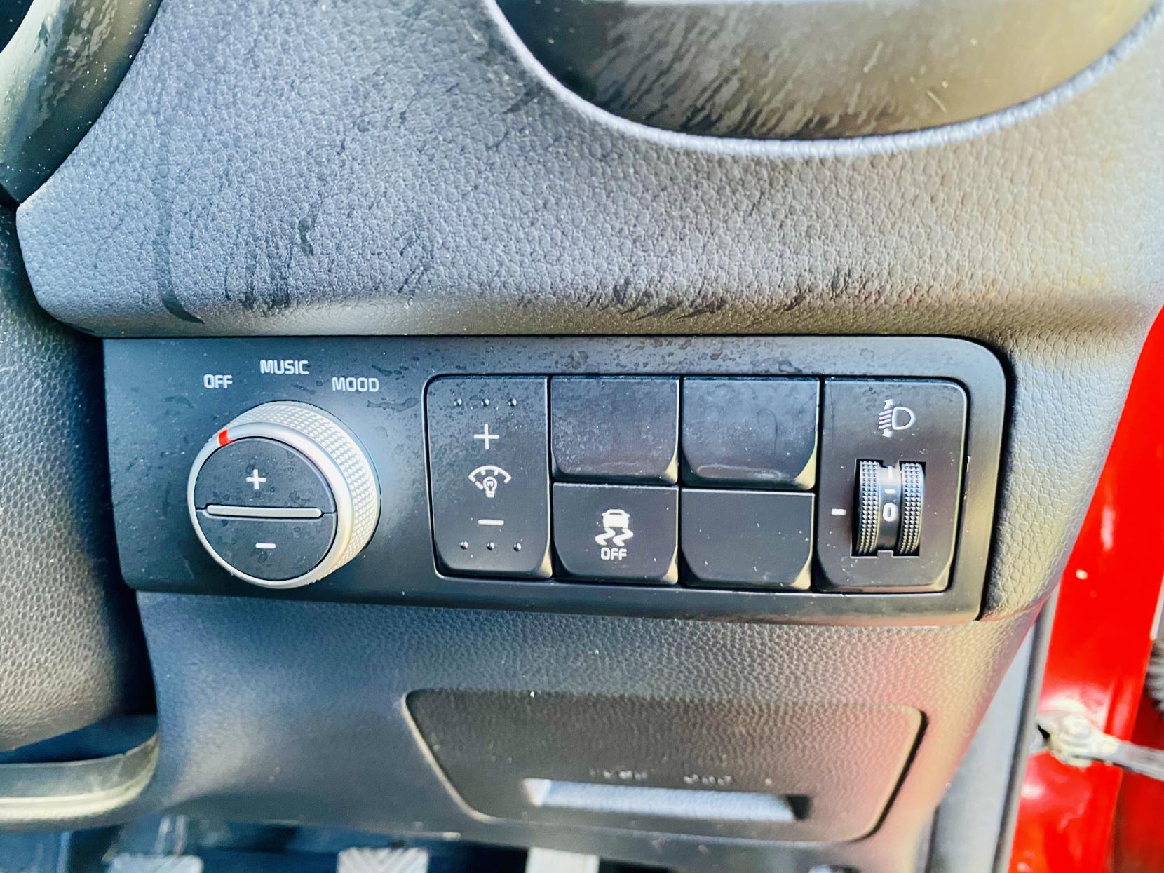 Kia Soul 1.6 CRDi Connect Plus SUV 5dr Diesel Manual Euro 5 (126 bhp)