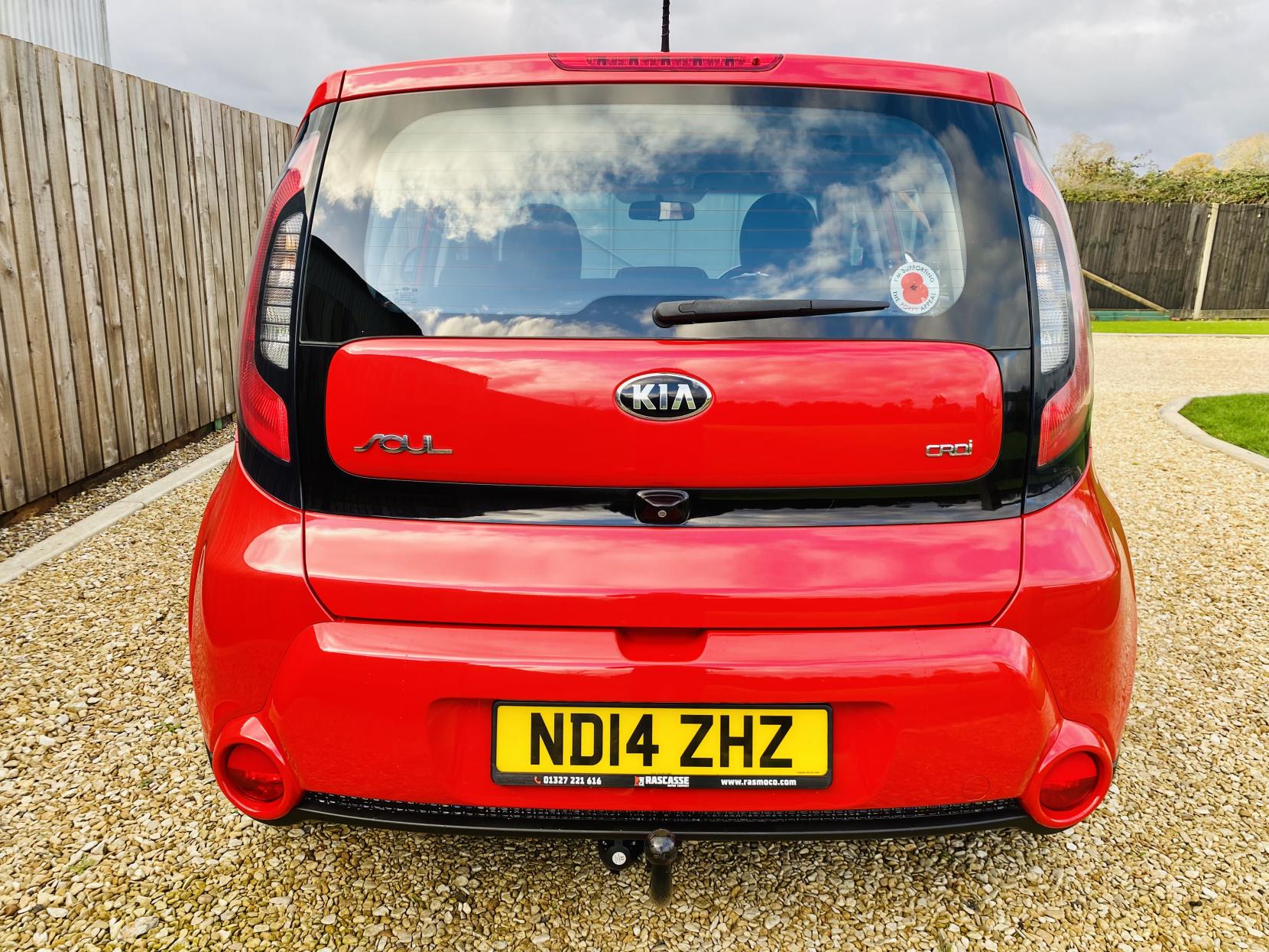 Kia Soul 1.6 CRDi Connect Plus SUV 5dr Diesel Manual Euro 5 (126 bhp)