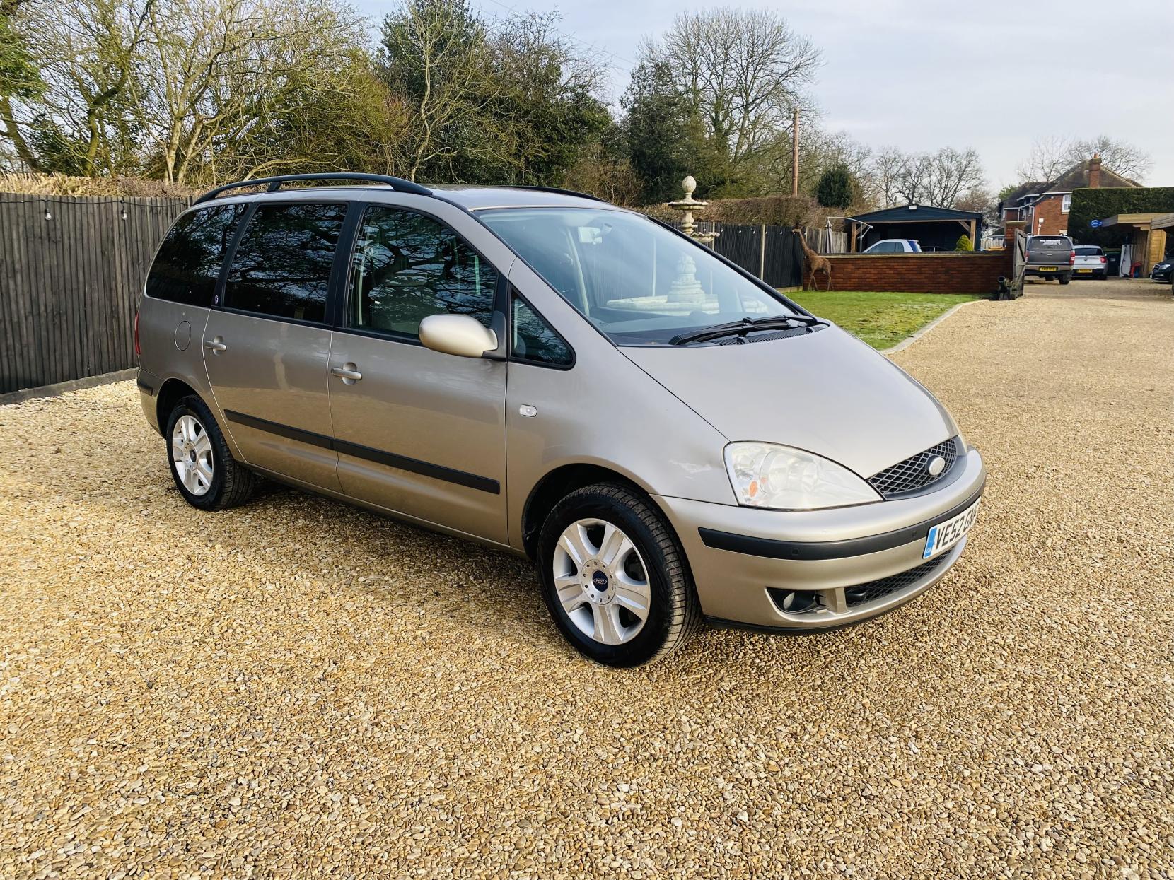 Ford Galaxy 2.8i Ghia MPV 5dr Petrol Automatic (288 g/km, 200 bhp)