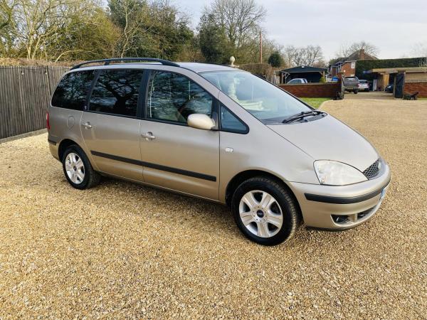 Ford Galaxy 2.8i Ghia MPV 5dr Petrol Automatic (288 g/km, 200 bhp)