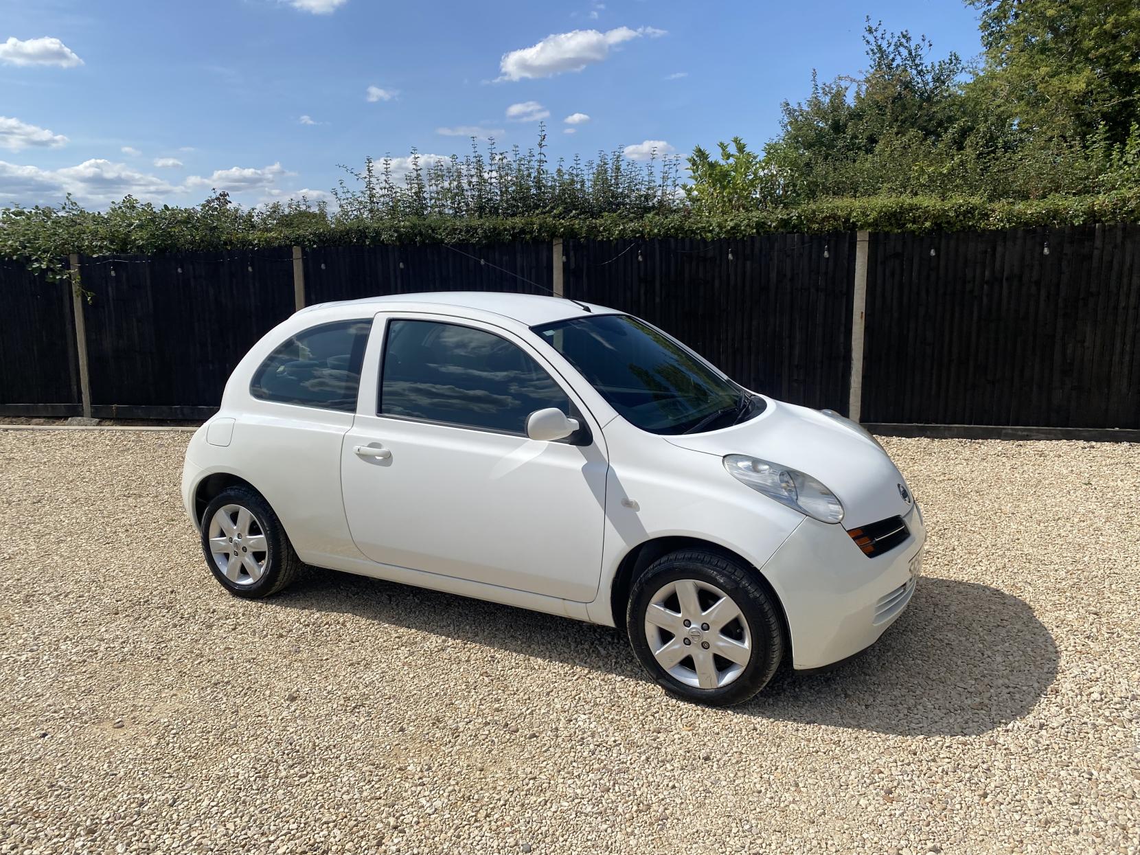 Nissan Micra 1.4 16v SVE Hatchback 3dr Petrol Automatic (163 g/km, 87 bhp)