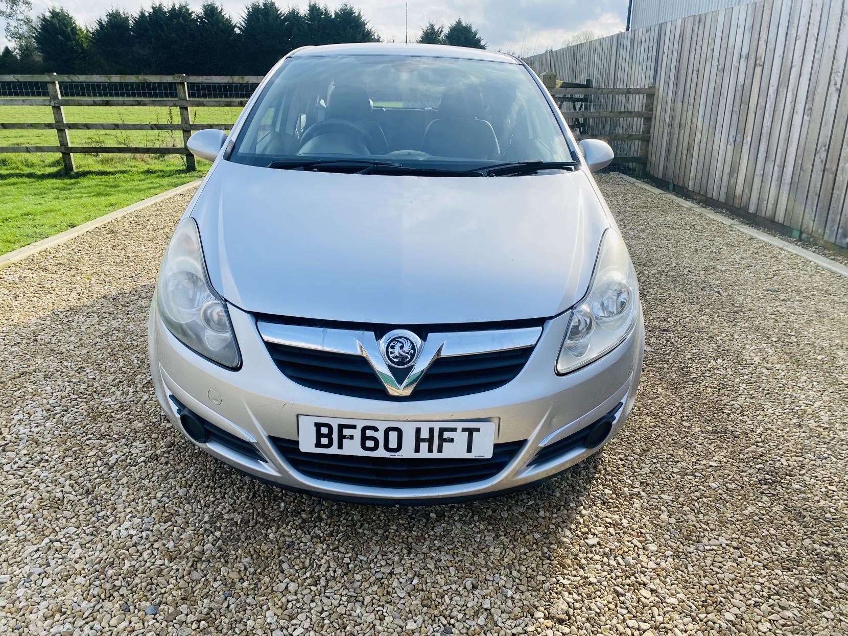 Vauxhall Corsa 1.4i 16v SE Hatchback 5dr Petrol Automatic (a/c) (138 g/km, 99 bhp)