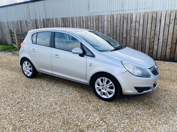 Vauxhall Corsa 1.4i 16v SE Hatchback 5dr Petrol Automatic (a/c) (138 g/km, 99 bhp)