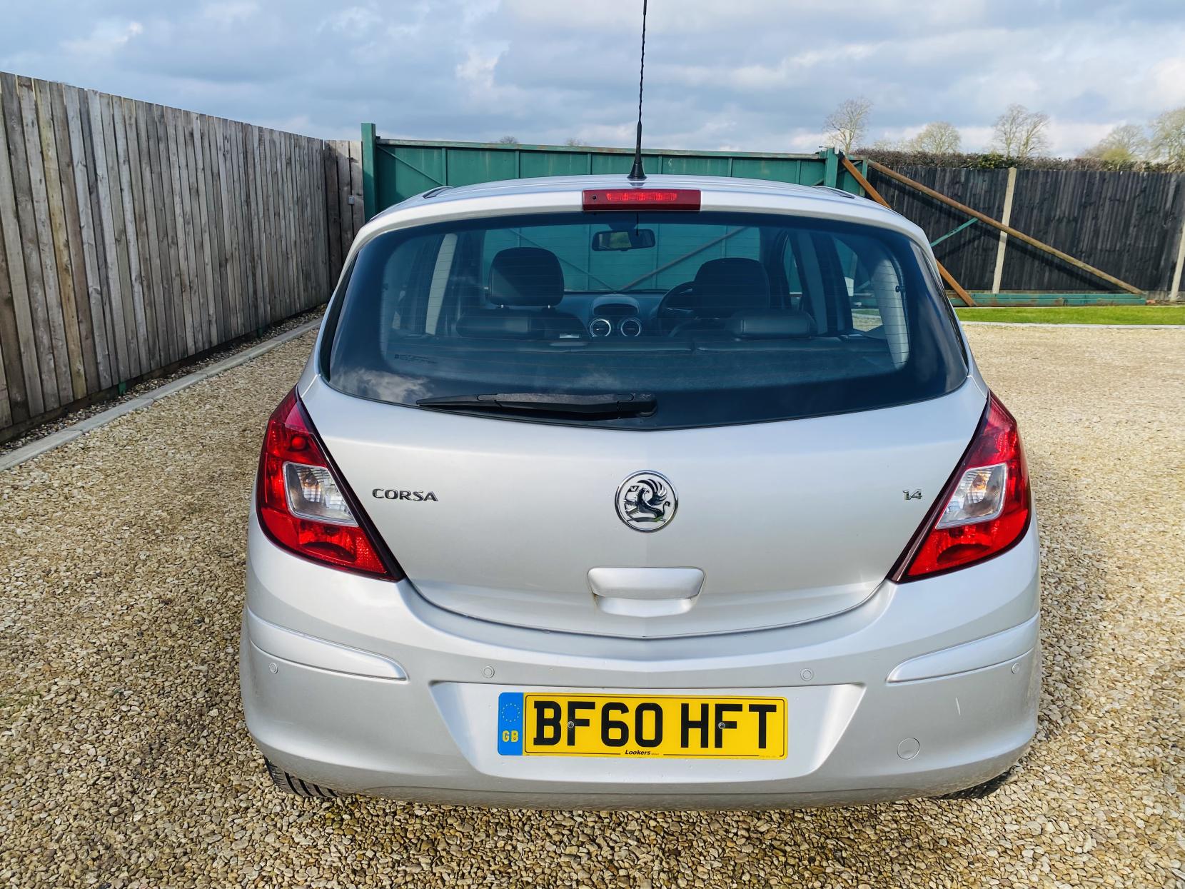 Vauxhall Corsa 1.4i 16v SE Hatchback 5dr Petrol Automatic (a/c) (138 g/km, 99 bhp)