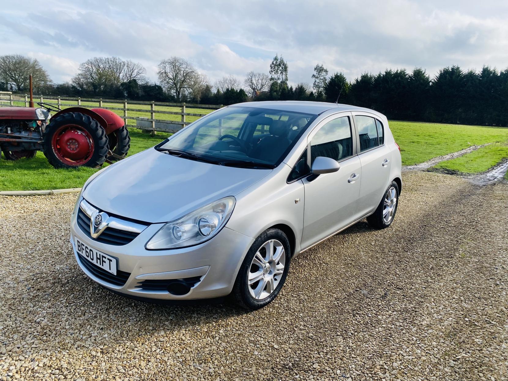 Vauxhall Corsa 1.4i 16v SE Hatchback 5dr Petrol Automatic (a/c) (138 g/km, 99 bhp)