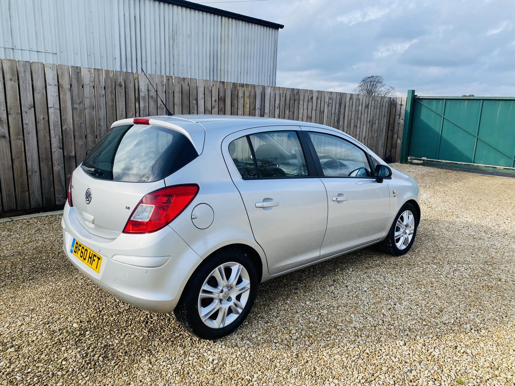 Vauxhall Corsa 1.4i 16v SE Hatchback 5dr Petrol Automatic (a/c) (138 g/km, 99 bhp)