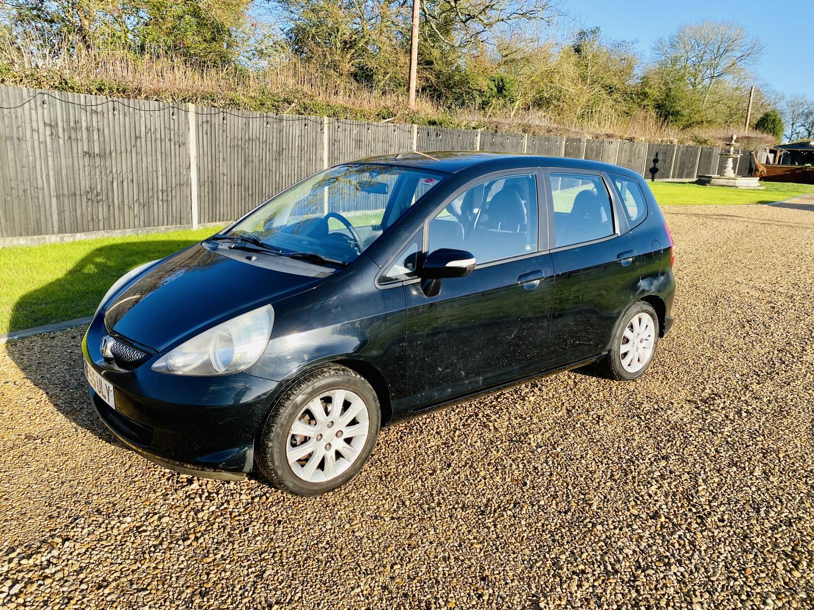 Honda Jazz 1.4 i-DSI SE Hatchback 5dr Petrol CVT-7 (139 g/km, 82 bhp)