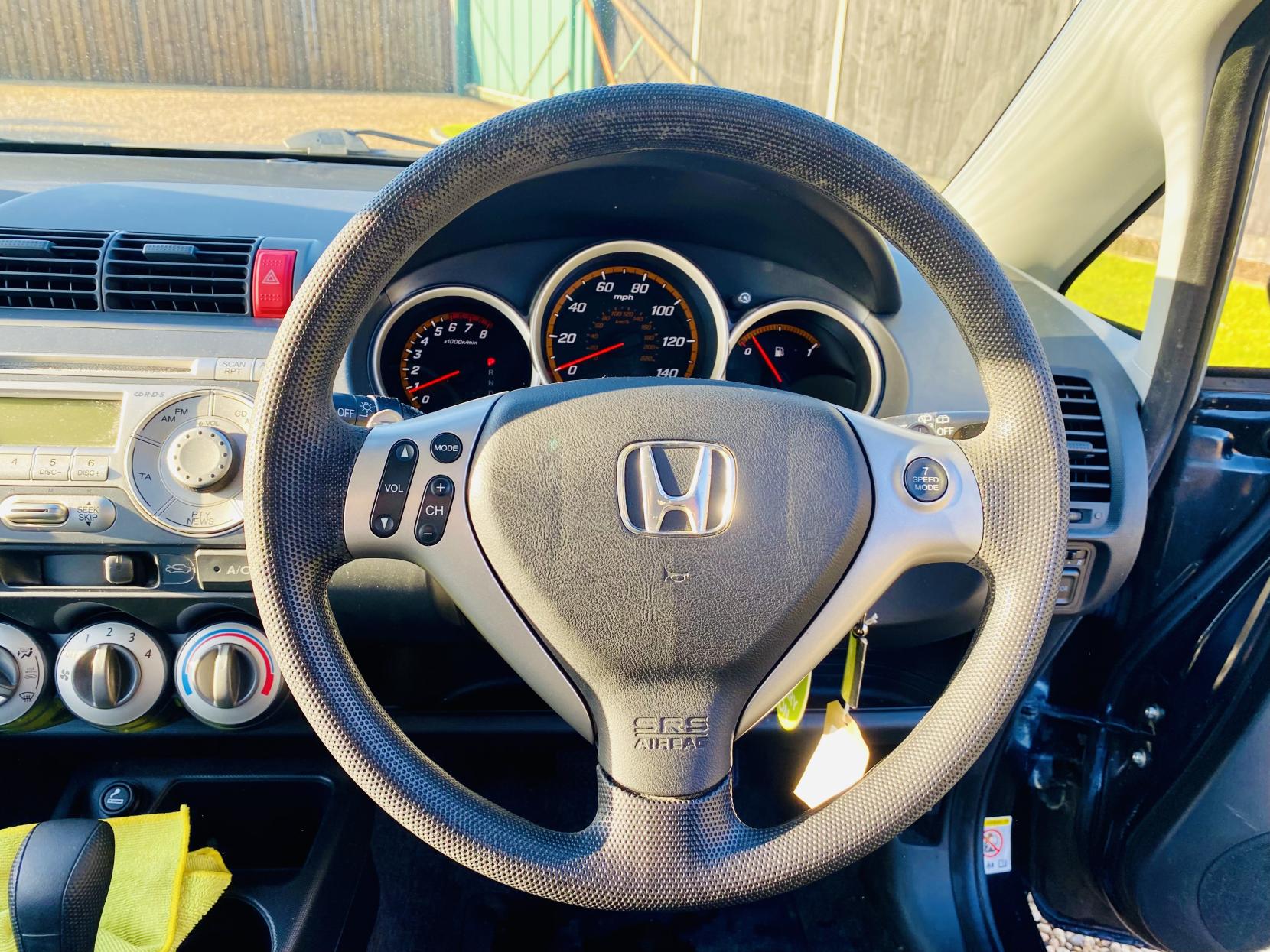 Honda Jazz 1.4 i-DSI SE Hatchback 5dr Petrol CVT-7 (139 g/km, 82 bhp)