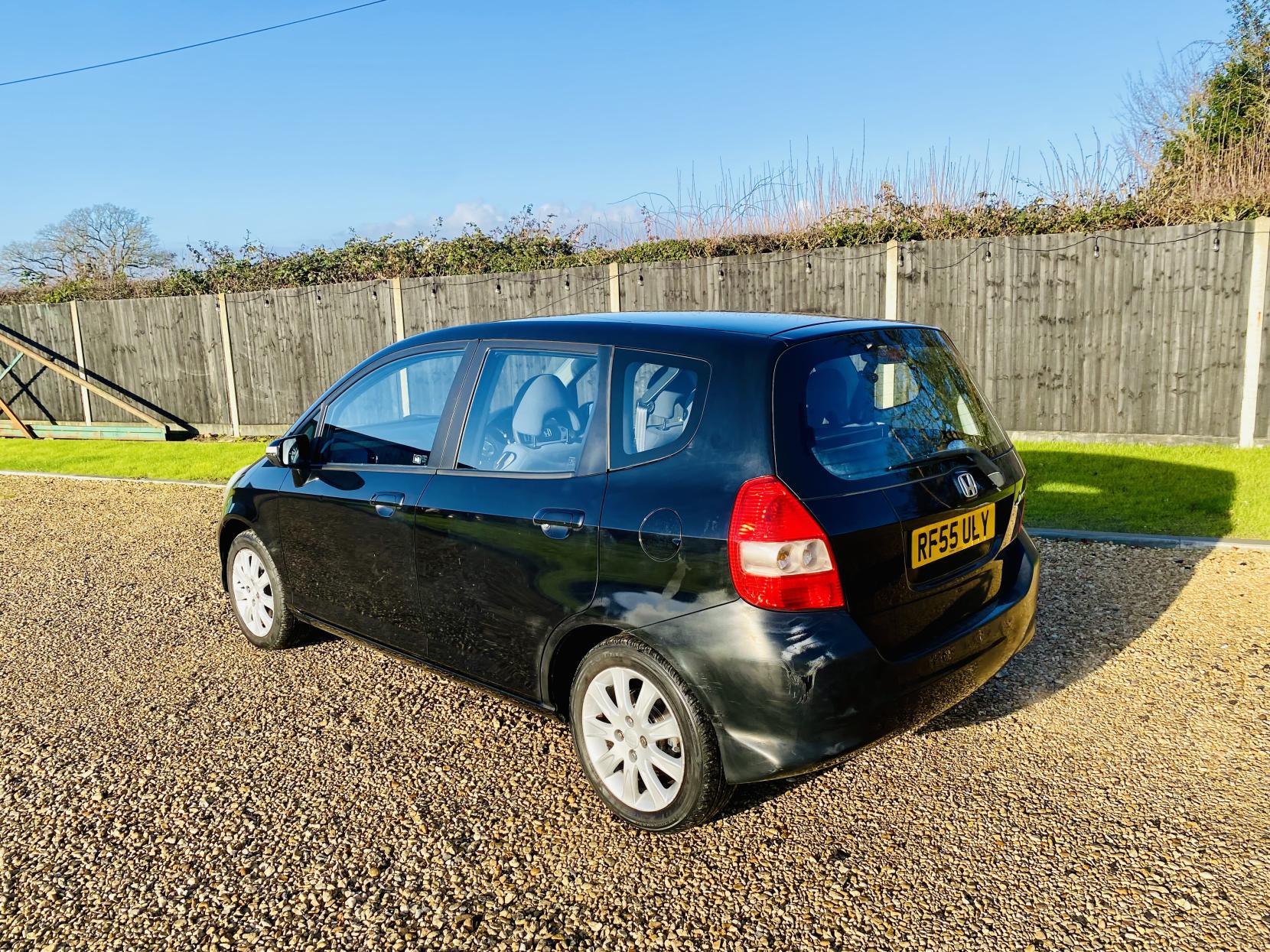 Honda Jazz 1.4 i-DSI SE Hatchback 5dr Petrol CVT-7 (139 g/km, 82 bhp)