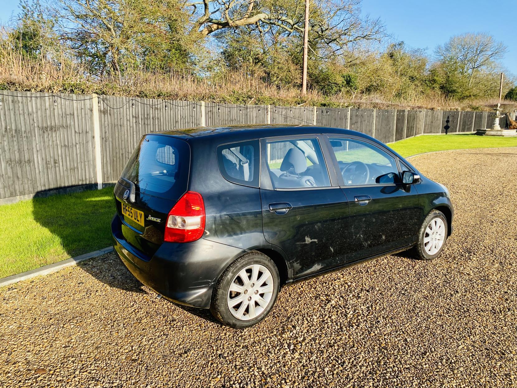 Honda Jazz 1.4 i-DSI SE Hatchback 5dr Petrol CVT-7 (139 g/km, 82 bhp)