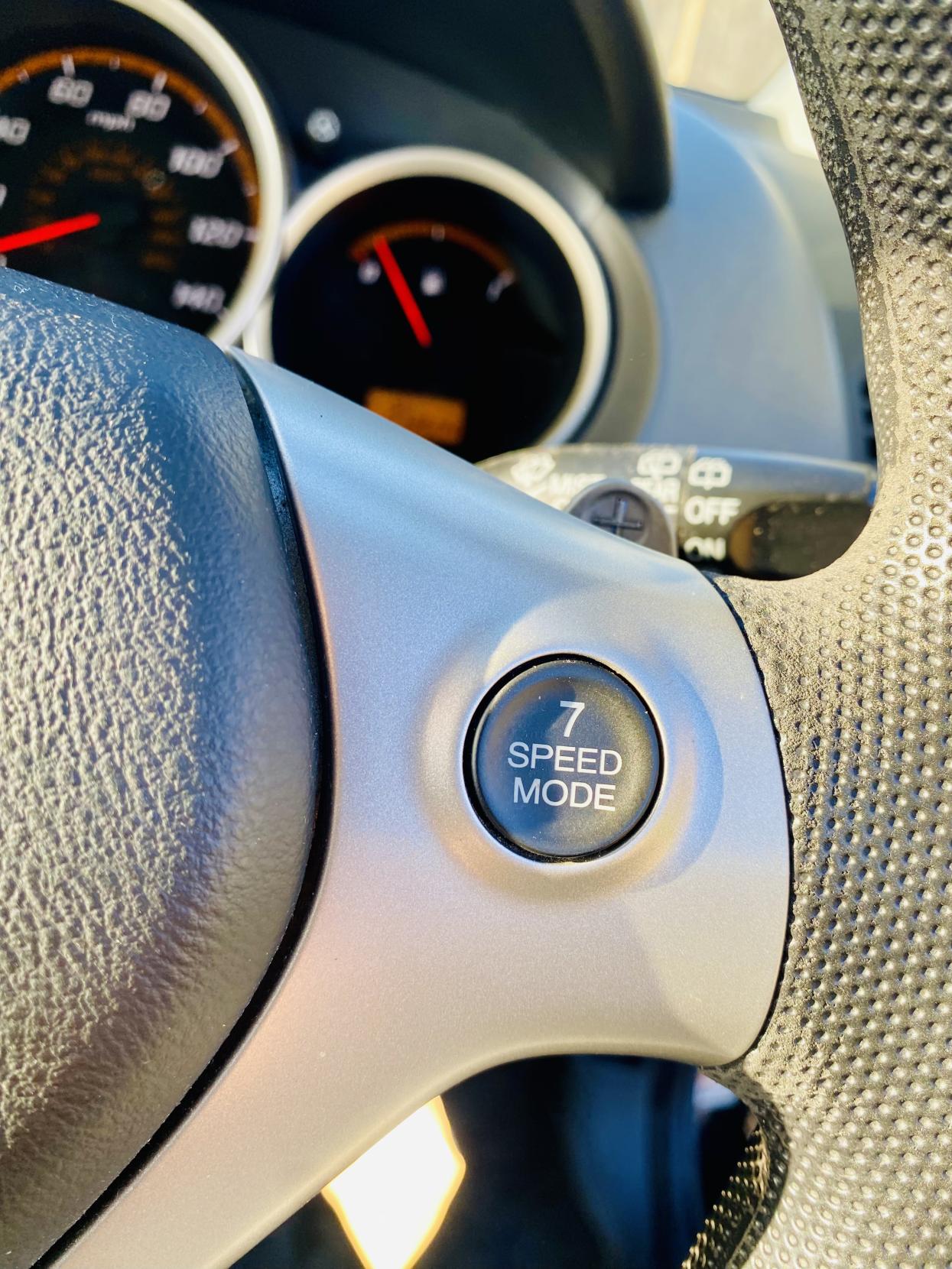 Honda Jazz 1.4 i-DSI SE Hatchback 5dr Petrol CVT-7 (139 g/km, 82 bhp)