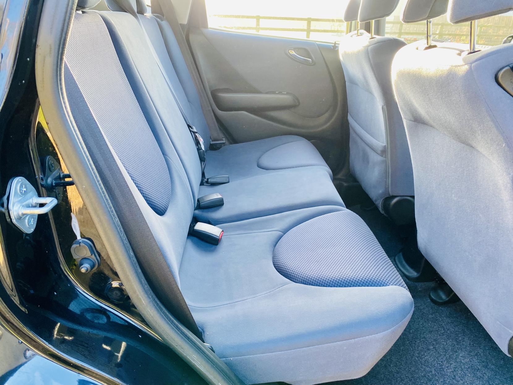 Honda Jazz 1.4 i-DSI SE Hatchback 5dr Petrol CVT-7 (139 g/km, 82 bhp)