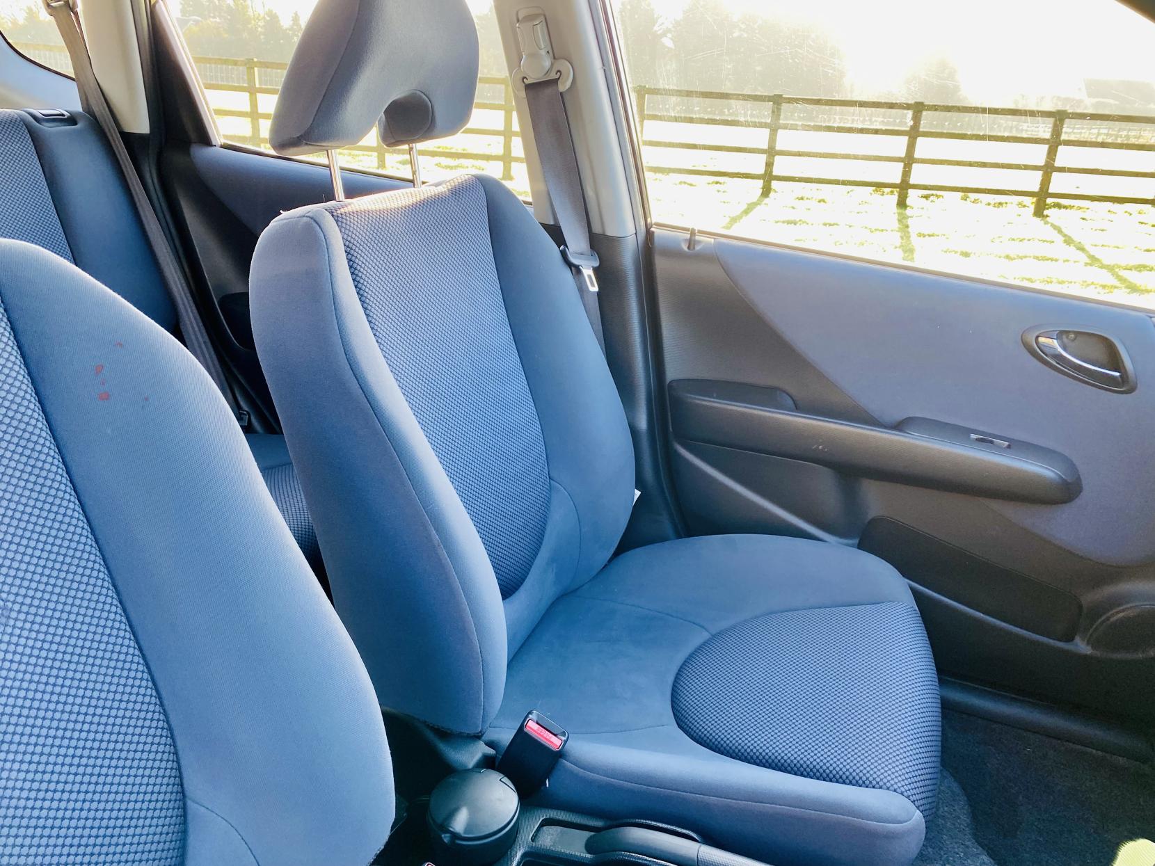 Honda Jazz 1.4 i-DSI SE Hatchback 5dr Petrol CVT-7 (139 g/km, 82 bhp)