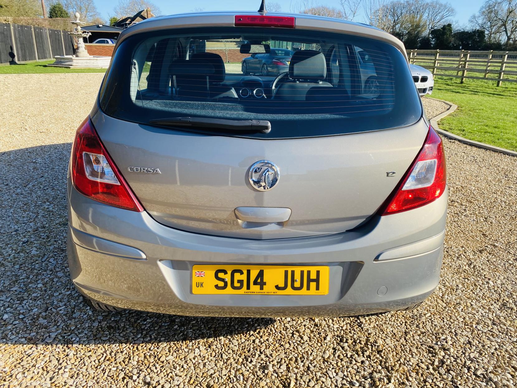 Vauxhall Corsa 1.2 16V SE Hatchback 5dr Petrol Manual Euro 5 (85 ps)