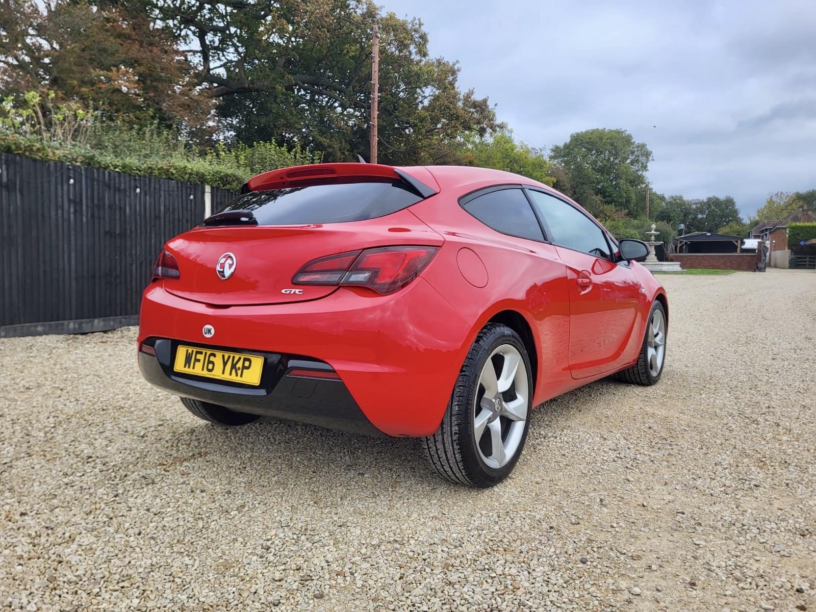 Vauxhall Astra GTC 1.4i Turbo Sport Coupe 3dr Petrol Manual Euro 6 (s/s) (120 ps)