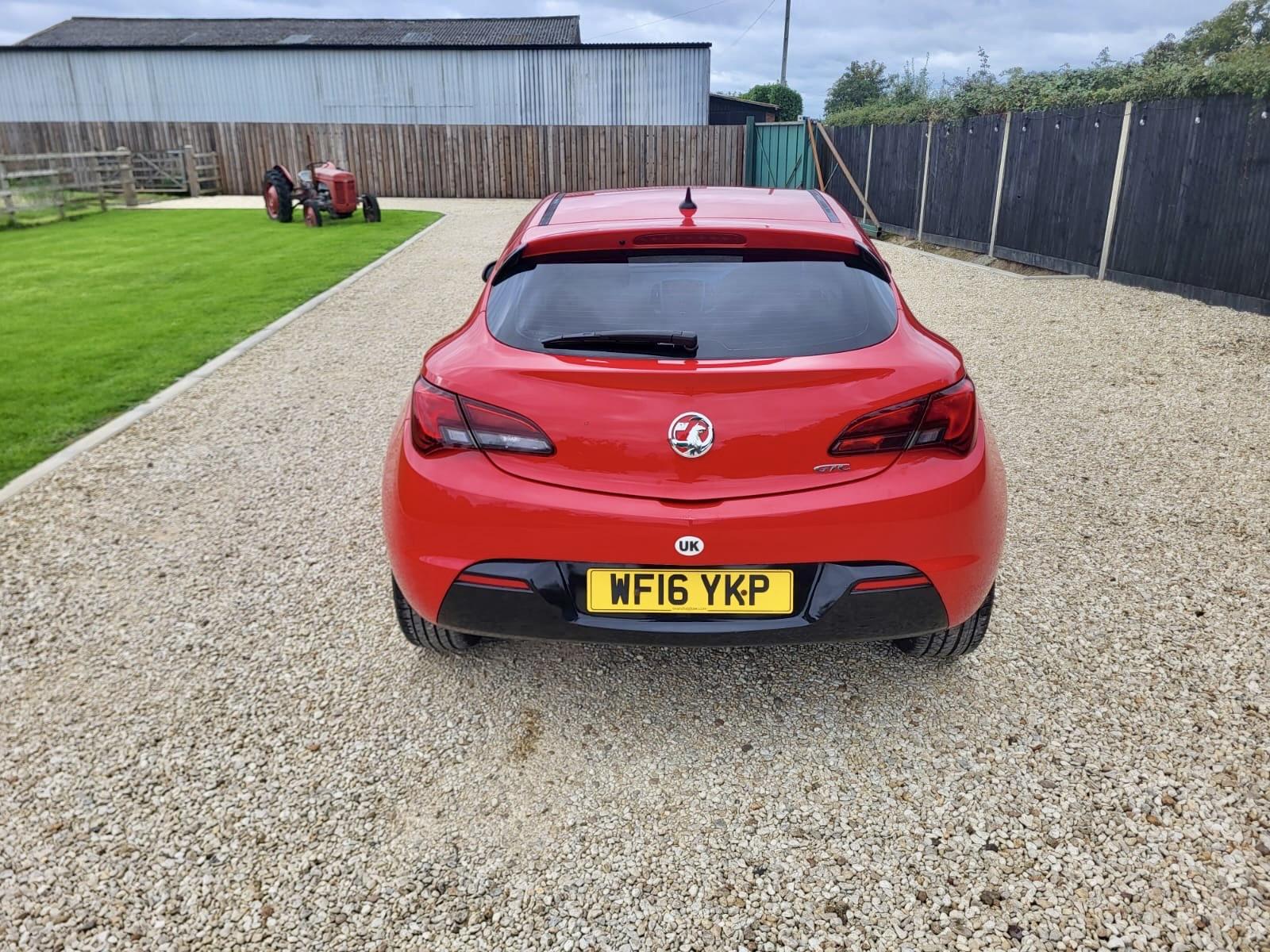 Vauxhall Astra GTC 1.4i Turbo Sport Coupe 3dr Petrol Manual Euro 6 (s/s) (120 ps)