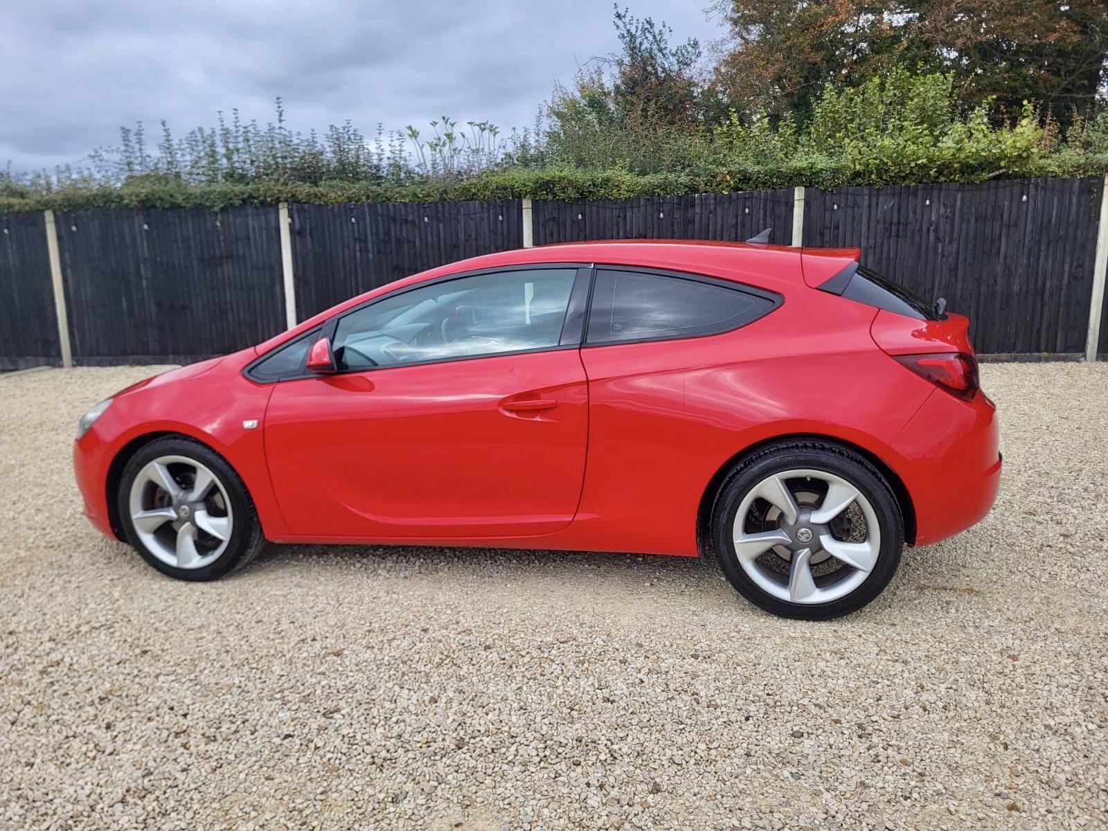 Vauxhall Astra GTC 1.4i Turbo Sport Coupe 3dr Petrol Manual Euro 6 (s/s) (120 ps)