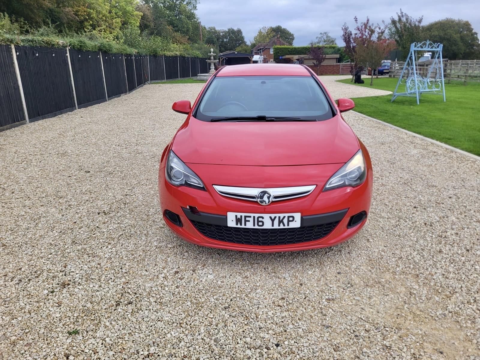 Vauxhall Astra GTC 1.4i Turbo Sport Coupe 3dr Petrol Manual Euro 6 (s/s) (120 ps)
