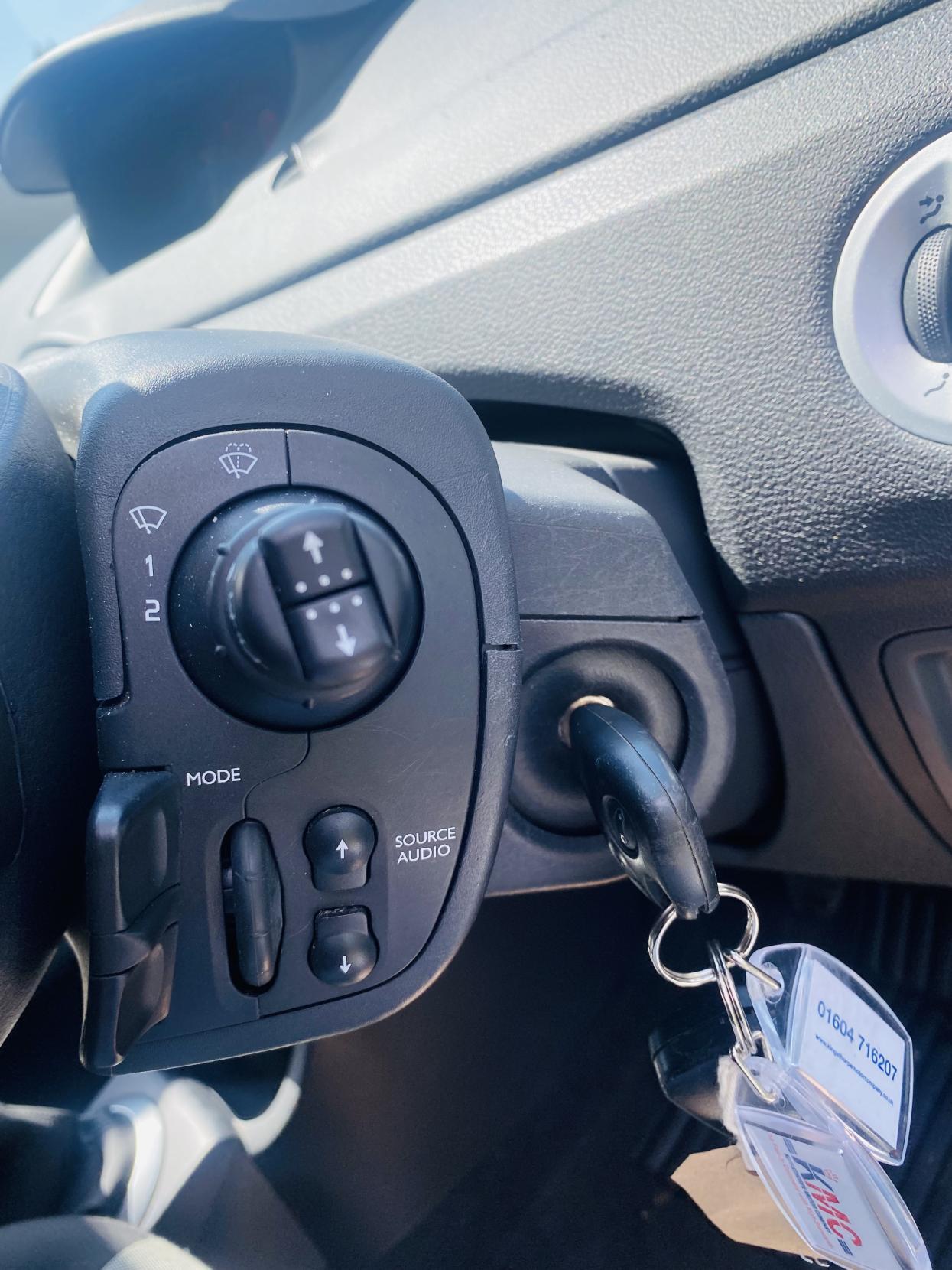 Renault Grand Modus 1.2 TCe Dynamique MPV 5dr Petrol Manual Euro 4 (100 ps)