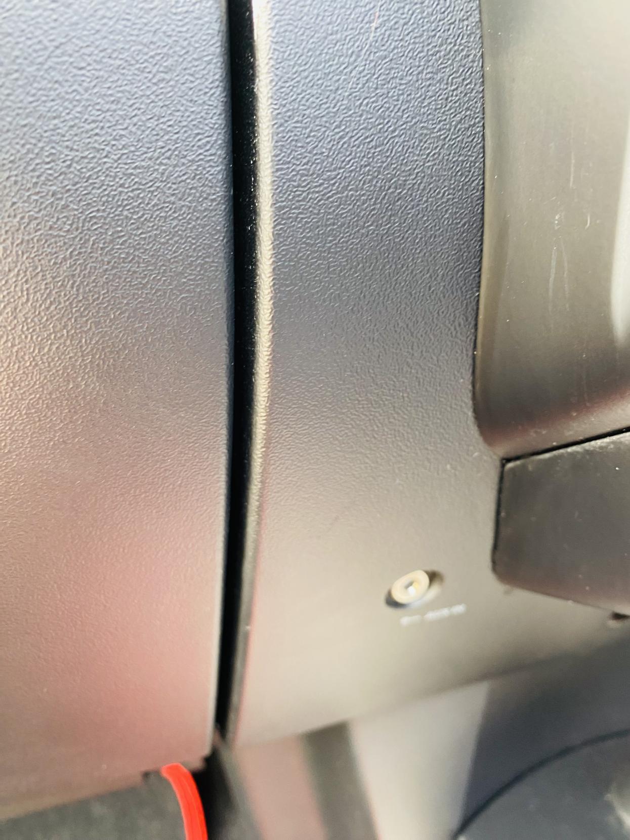 Volkswagen Beetle 1.4 16V Luna Cabriolet 2dr Petrol Manual Euro 4 (75 ps)