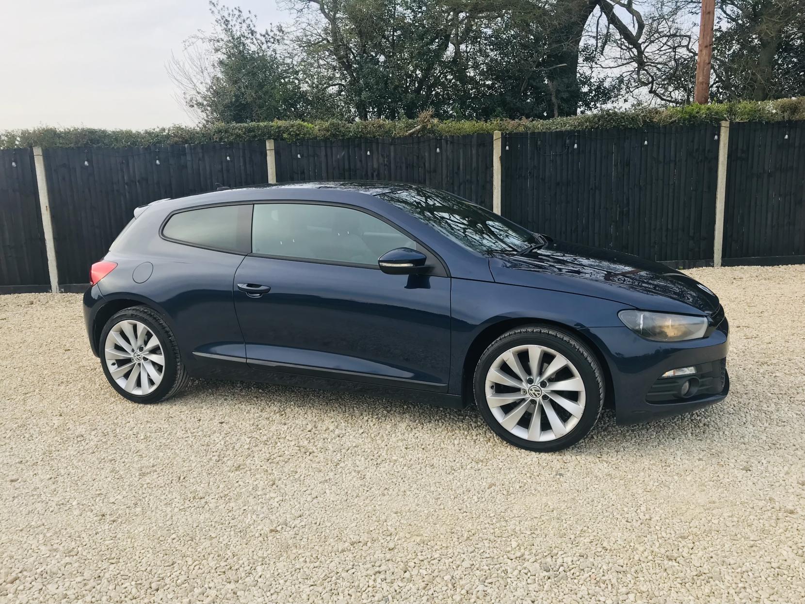 Volkswagen Scirocco 2.0 TDI BlueMotion Tech Hatchback 3dr Diesel DSG Euro 5 (s/s) (Nav) (140 ps)