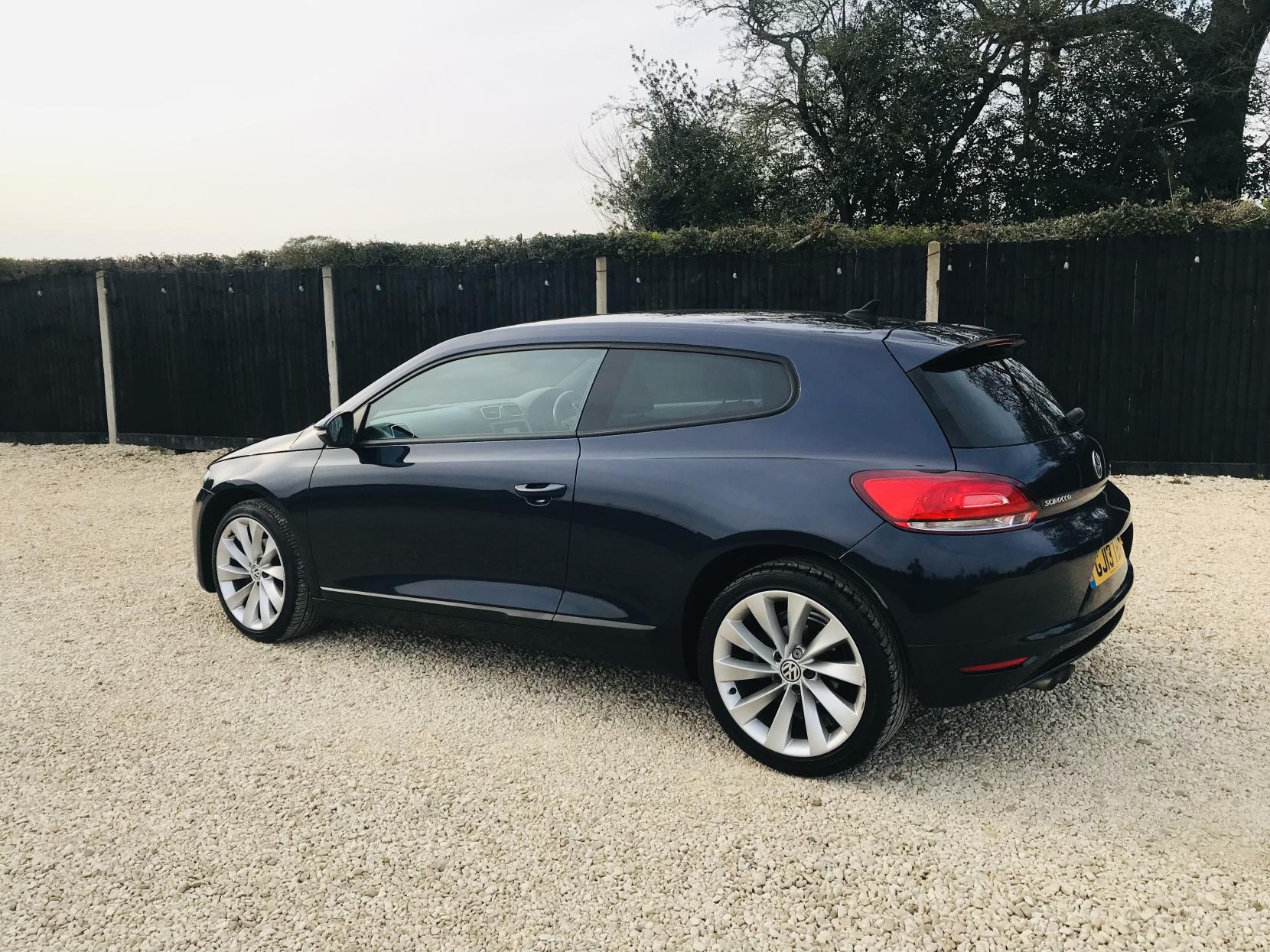 Volkswagen Scirocco 2.0 TDI BlueMotion Tech Hatchback 3dr Diesel DSG Euro 5 (s/s) (Nav) (140 ps)