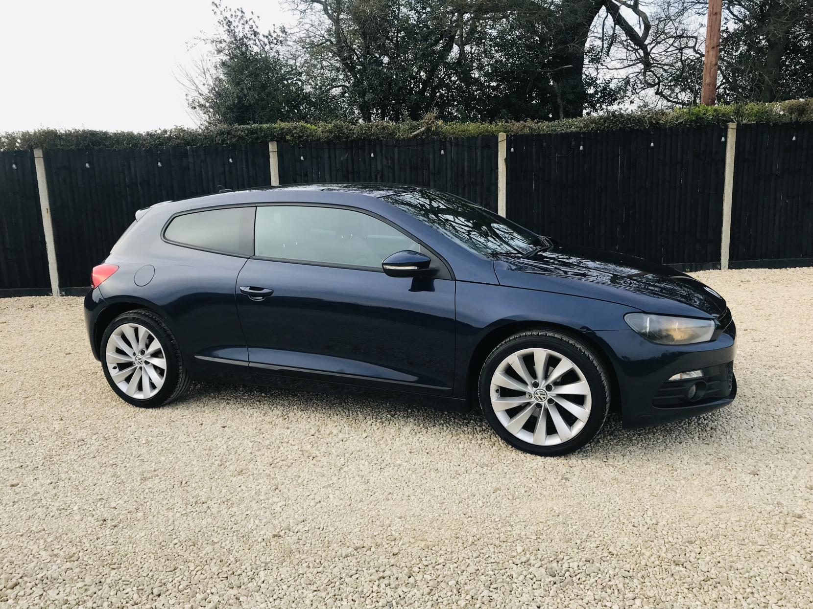Volkswagen Scirocco 2.0 TDI BlueMotion Tech Hatchback 3dr Diesel DSG Euro 5 (s/s) (Nav) (140 ps)