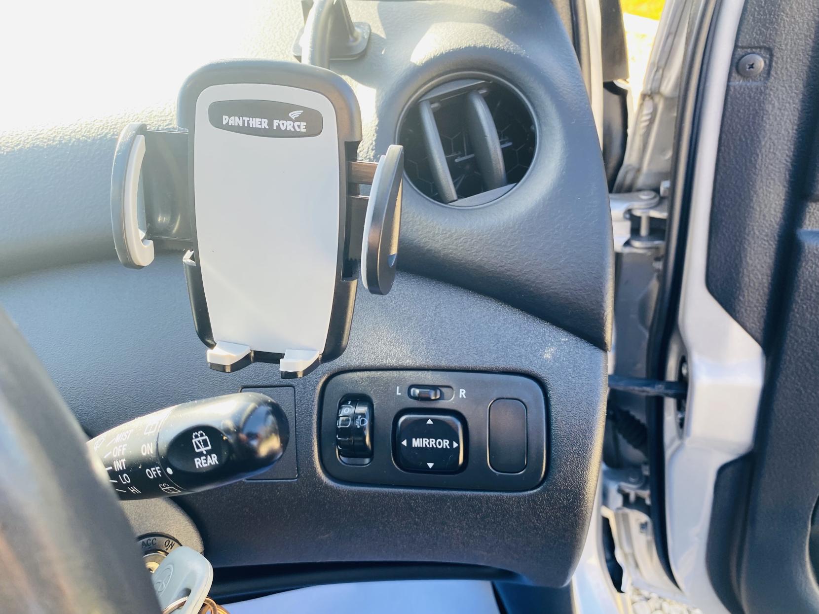 Toyota Yaris 1.3 VVT-i T Spirit Hatchback 5dr Petrol Automatic (150 g/km, 85 bhp)