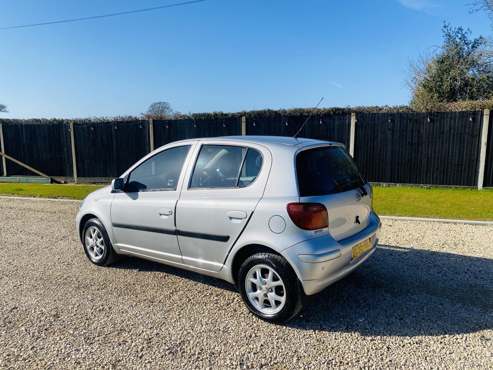 Toyota Yaris 1.3 VVT-i T Spirit Hatchback 5dr Petrol Automatic (150 g/km, 85 bhp)