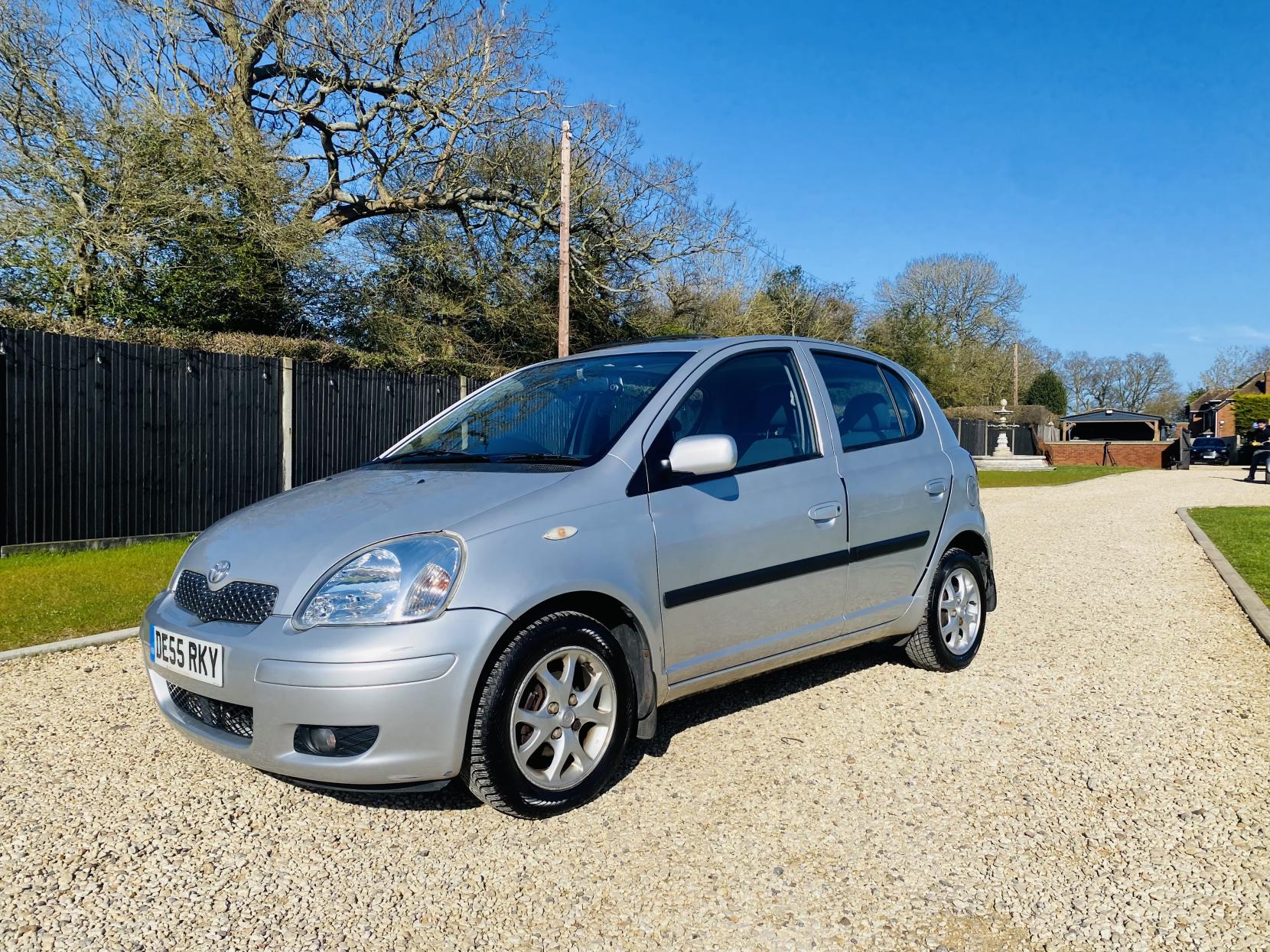 Toyota Yaris 1.3 VVT-i T Spirit Hatchback 5dr Petrol Automatic (150 g/km, 85 bhp)