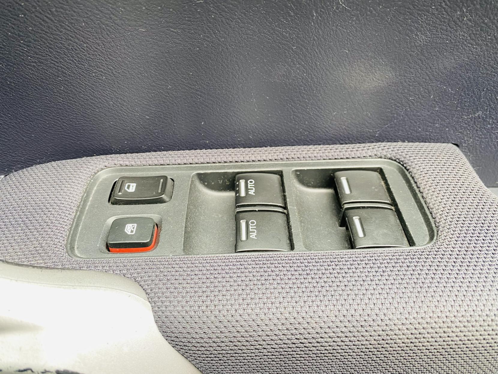 Honda CR-V 2.0 i-VTEC ES SUV 5dr Petrol Manual (192 g/km, 148 bhp)