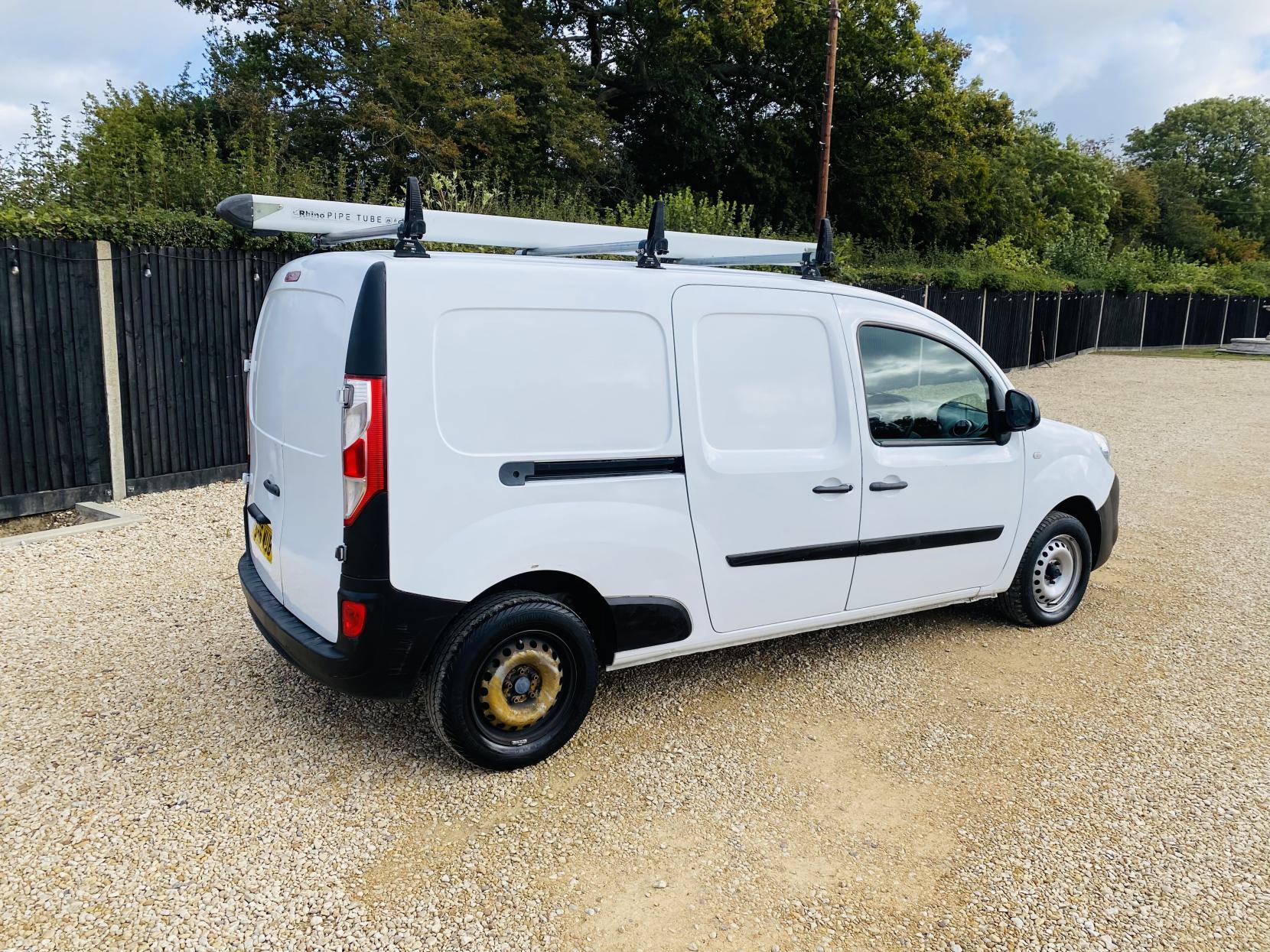 Renault Kangoo Maxi 1.5 dCi LL21 Business Panel Van 6dr Diesel Manual L3 H1 Euro 5 (90 ps)
