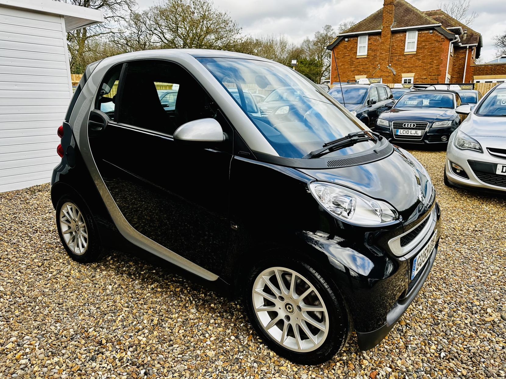 Smart fortwo 1.0 MHD Passion Coupe 2dr Petrol Auto Euro 4 (71 bhp)