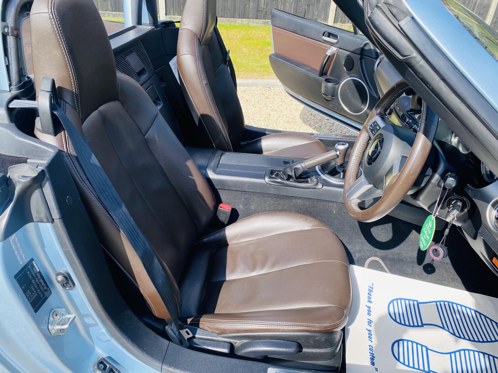 Mazda MX-5 1.8i Niseko Convertible 2dr Petrol Manual Euro 4 (126 ps)