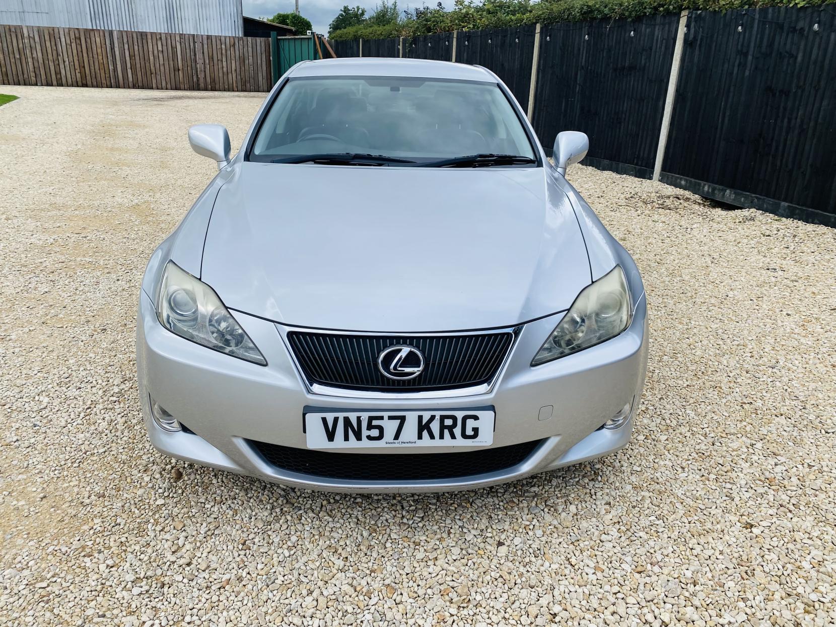 Lexus IS 2.5 250 SE Saloon 4dr Petrol Automatic (214 g/km, 204 bhp)