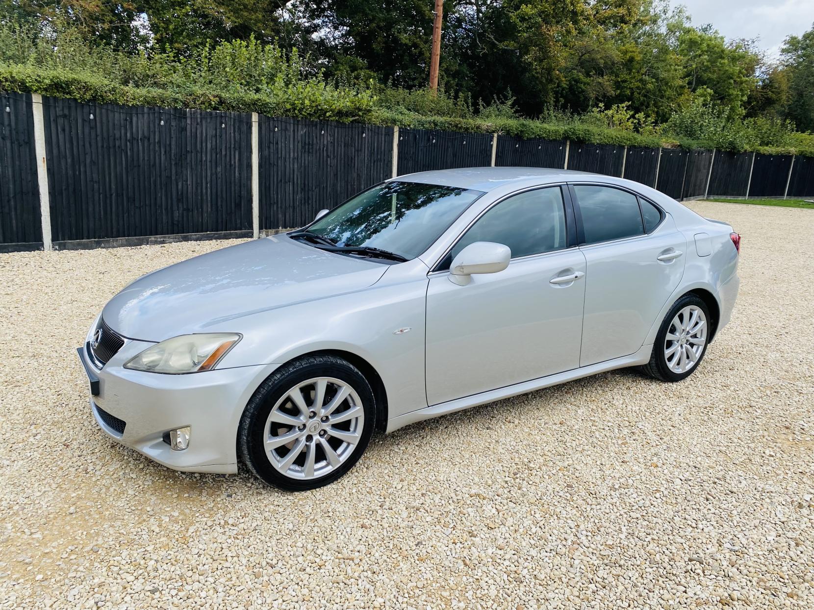 Lexus IS 2.5 250 SE Saloon 4dr Petrol Automatic (214 g/km, 204 bhp)