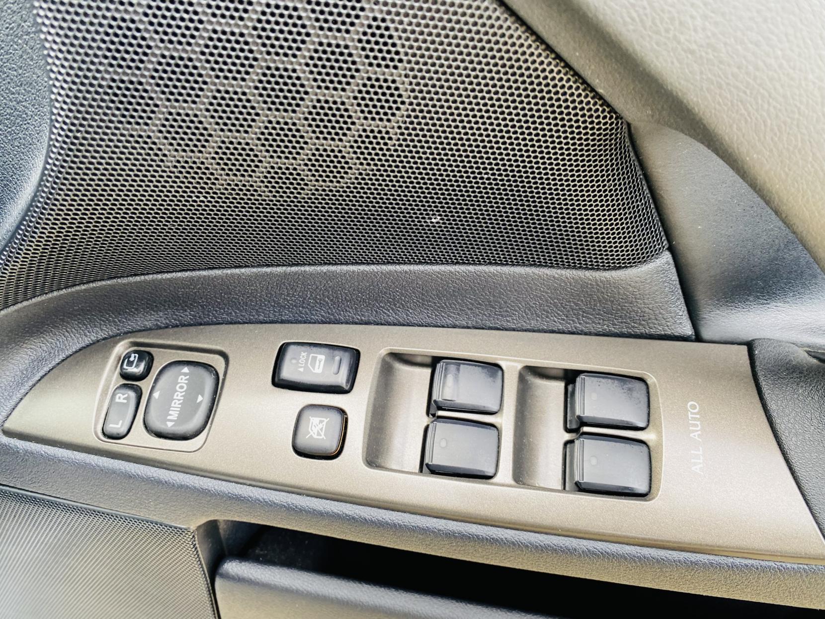 Lexus IS 2.5 250 SE Saloon 4dr Petrol Automatic (214 g/km, 204 bhp)