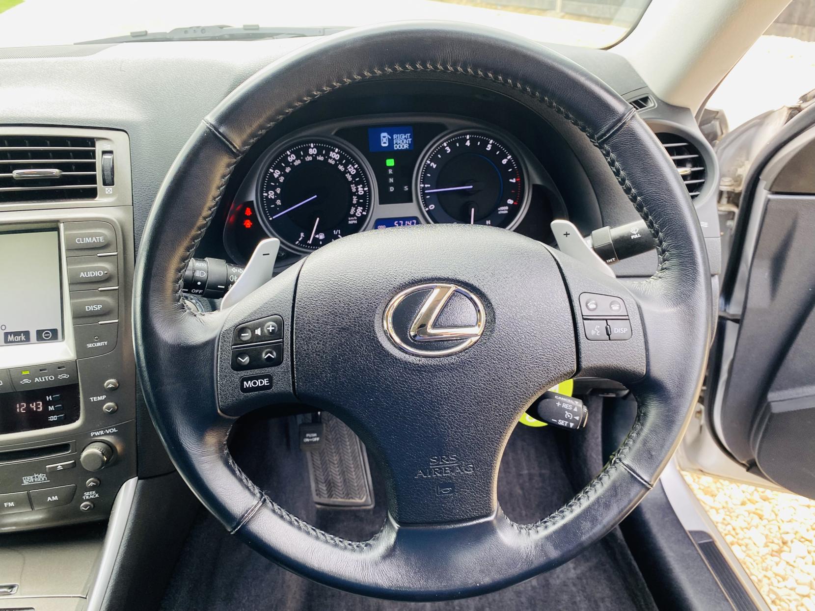 Lexus IS 2.5 250 SE Saloon 4dr Petrol Automatic (214 g/km, 204 bhp)