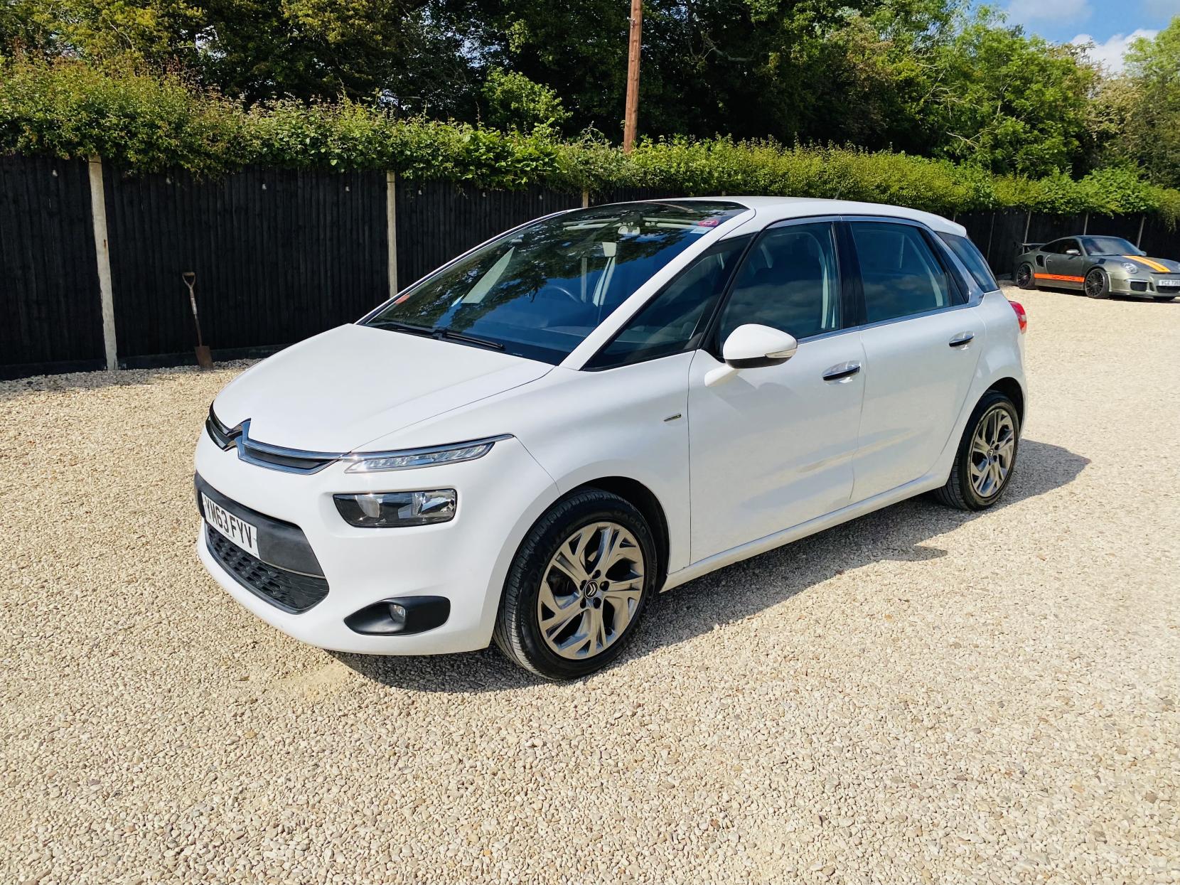 Citroen C4 Picasso 1.6 e-HDi Airdream Exclusive MPV 5dr Diesel ETG6 Euro 5 (s/s) (115 ps)