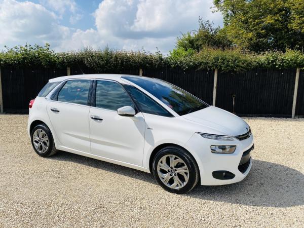 Citroen C4 Picasso 1.6 e-HDi Airdream Exclusive MPV 5dr Diesel ETG6 Euro 5 (s/s) (115 ps)