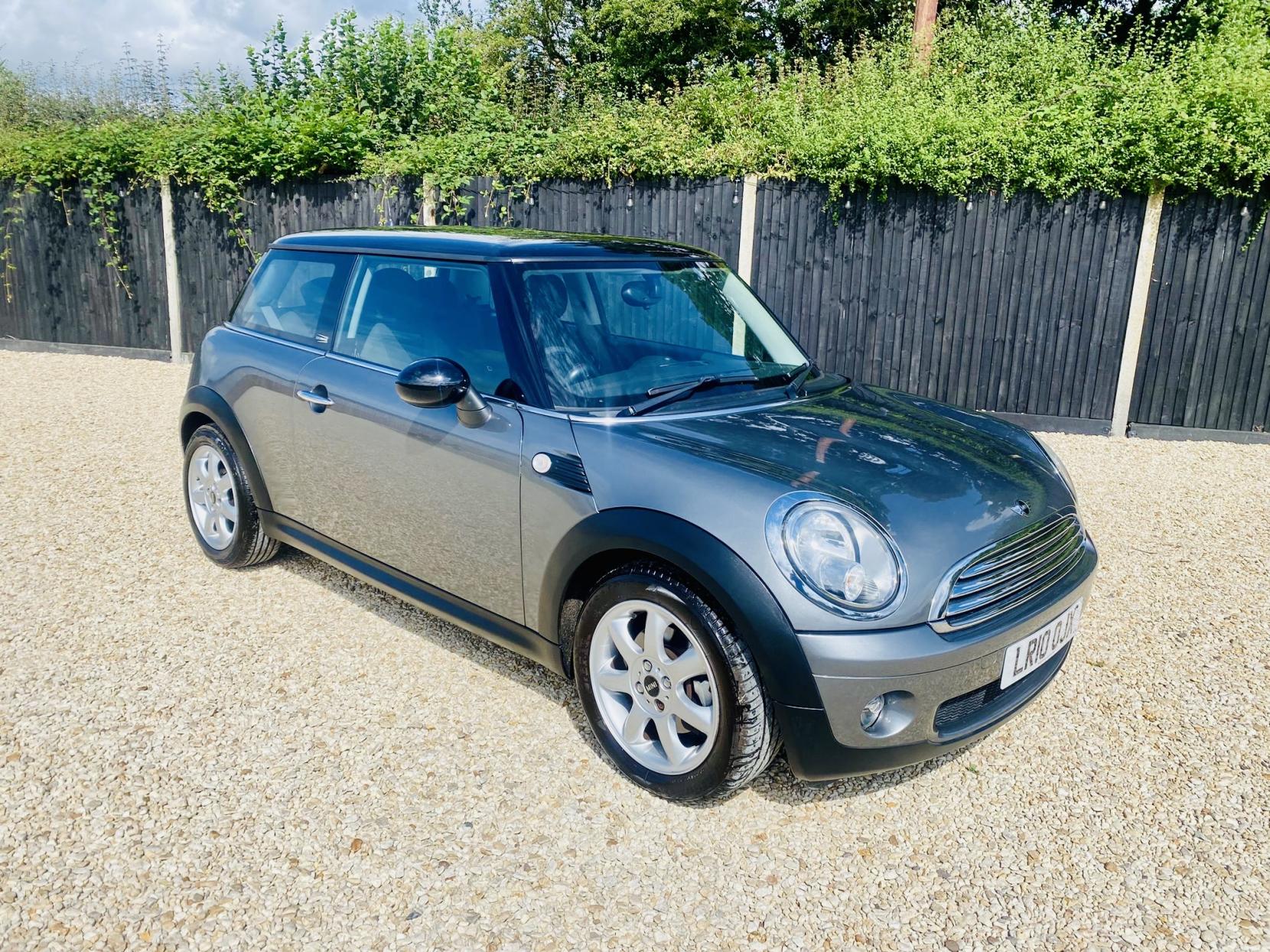 MINI Hatch 1.6 Cooper Graphite Hatchback 3dr Petrol Manual Euro 5 (122 ps)