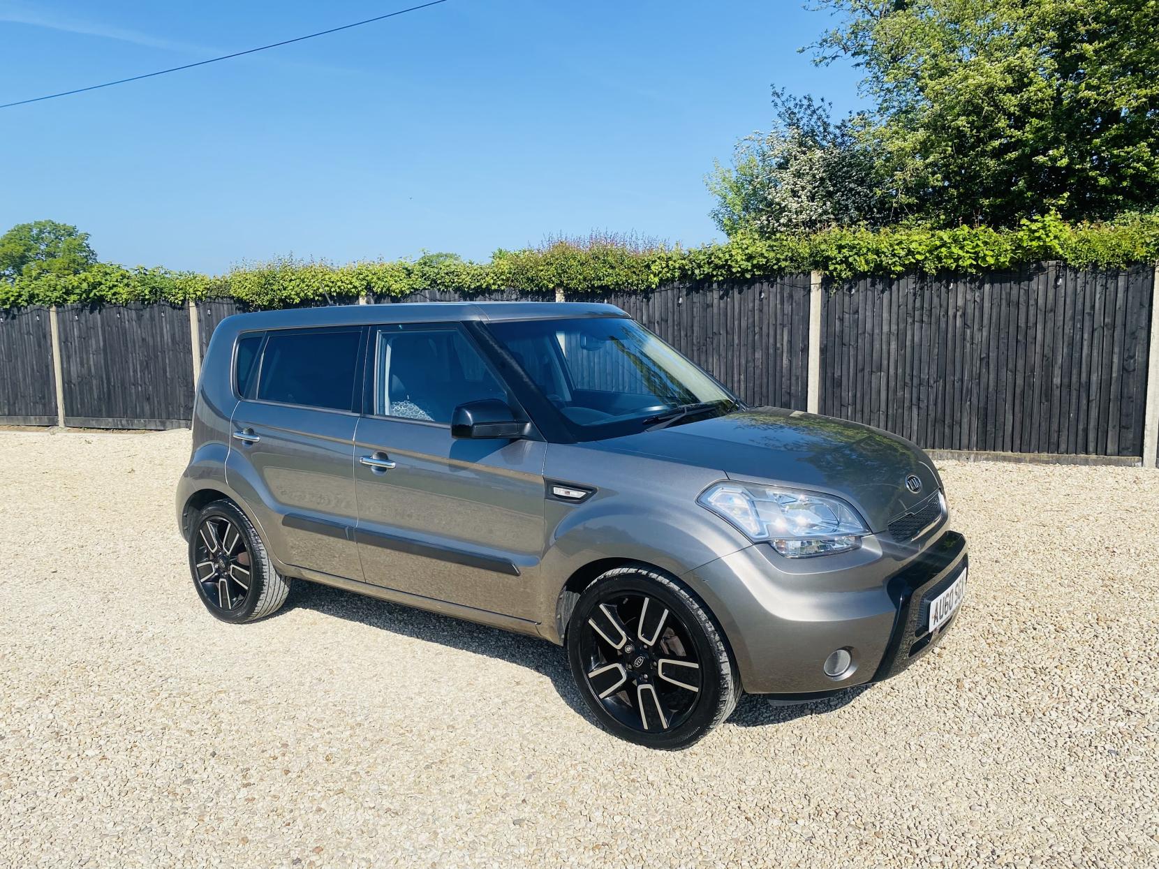 Kia Soul 1.6 CRDi Tempest SUV 5dr Diesel Auto Euro 4 (126 bhp)