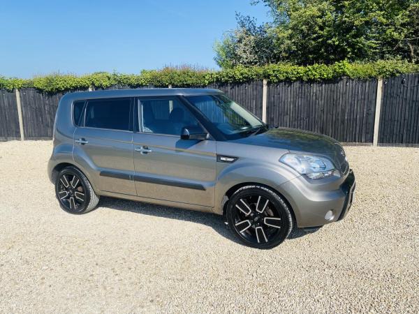 Kia Soul 1.6 CRDi Tempest SUV 5dr Diesel Auto Euro 4 (126 bhp)
