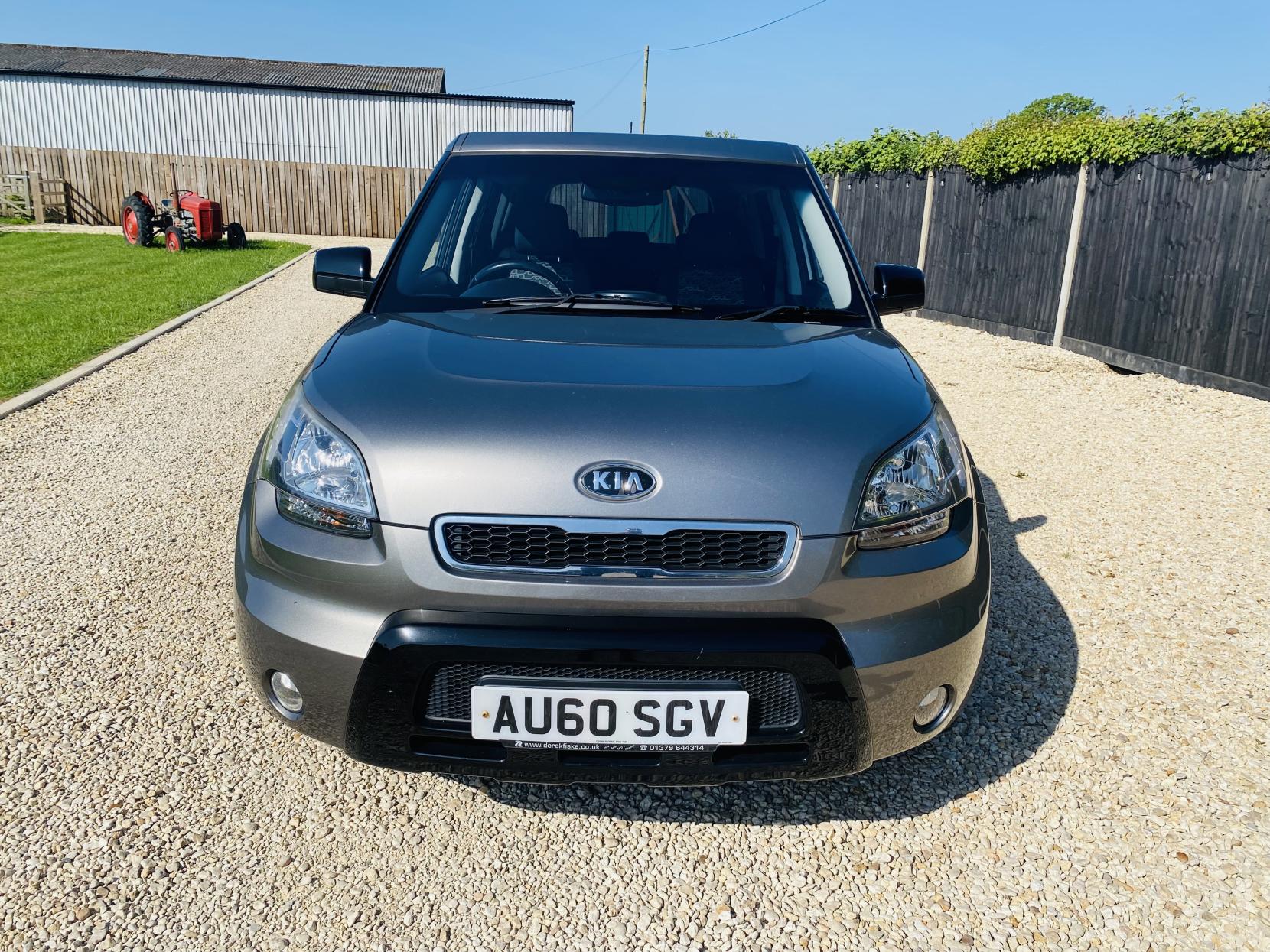 Kia Soul 1.6 CRDi Tempest SUV 5dr Diesel Auto Euro 4 (126 bhp)