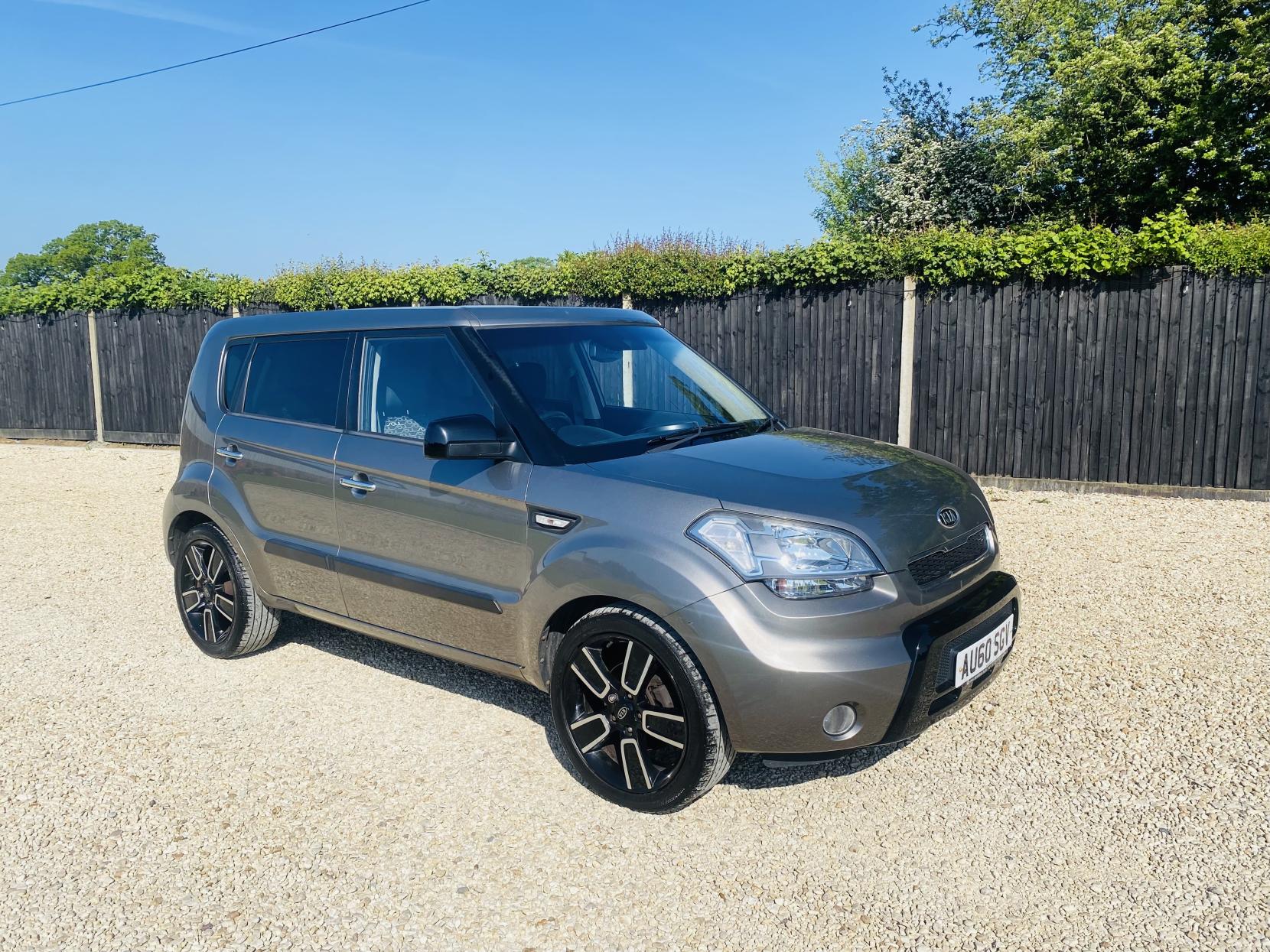 Kia Soul 1.6 CRDi Tempest SUV 5dr Diesel Auto Euro 4 (126 bhp)
