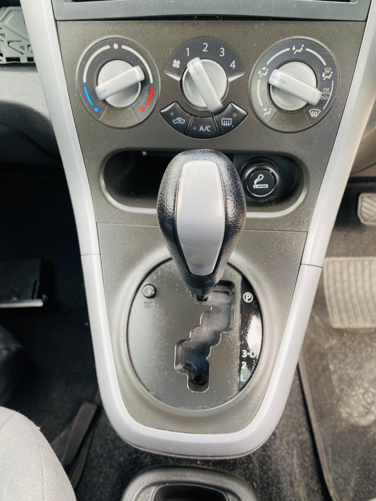 Suzuki Splash 1.2 GLS + MPV 5dr Petrol Auto Euro 4 (86 ps)